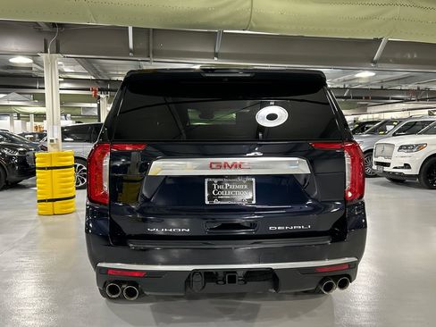 Used 2023 GMC Yukon XL Denali w/ Advanced Technology Package AWD/4WD image 3