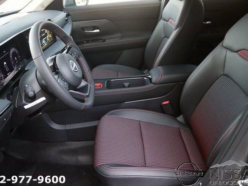 New 2025 Nissan Kicks SR image 13