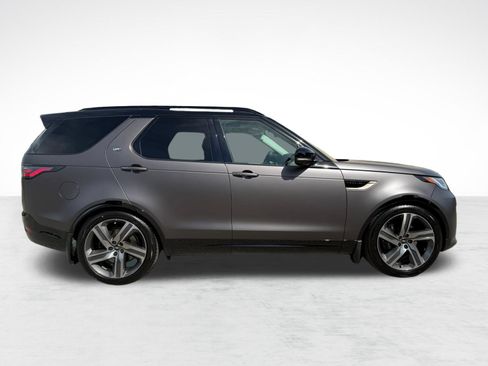 New 2026 Land Rover Discovery Limited Edition AWD/4WD image 8