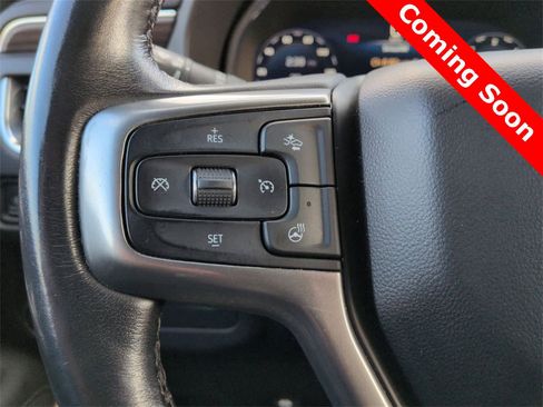 Used 2022 Chevrolet Suburban LT w/ Luxury Package image 24