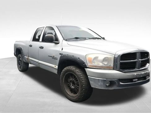 Used 2006 Dodge Ram 1500 Truck SLT w/ Quad Cab Big Horn Value Group AWD/4WD image 4