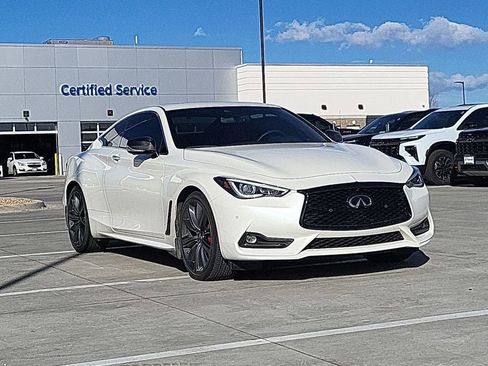 Used 2022 INFINITI Q60 Red Sport 400 w/ Carbon Fiber Package image 2