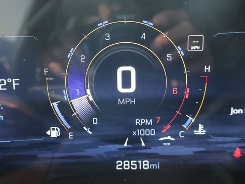 Used 2024 Chevrolet Traverse LT w/ LPO, Floor Liner Package FWD image 23