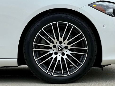 Used 2024 Mercedes-Benz C 300 4MATIC Sedan image 9