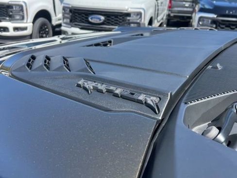 Used 2024 Ford Bronco Raptor w/ Interior Carbon Fiber Pack 6 AWD/4WD image 21
