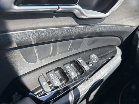 Used 2023 Kia Sportage X-Line w/ X-Line Premium Package image 14