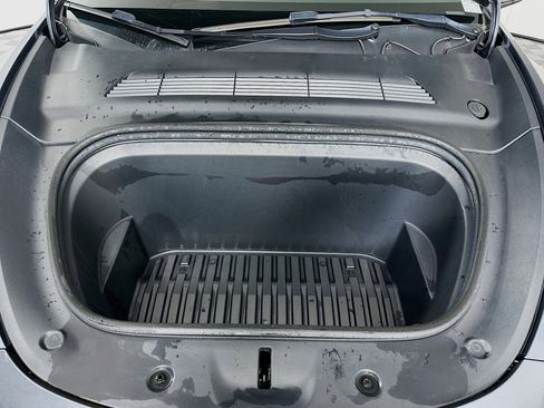 Used 2023 Tesla Model Y Long Range image 34