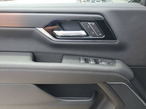 New 2026 GMC Yukon Denali RWD image 17