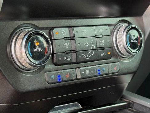 Used 2019 Ford F250 Platinum w/ Platinum Ultimate Package AWD/4WD image 24