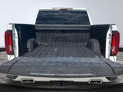Used 2025 GMC Sierra 1500 AT4 AWD/4WD image 8