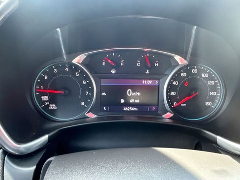Used 2020 Chevrolet Equinox Premier FWD image 19