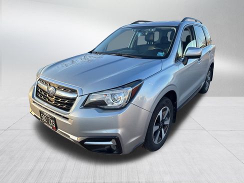 Used 2018 Subaru Forester 2.5i Limited image 7
