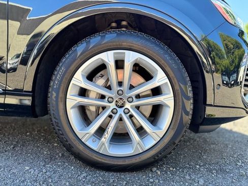 Certified 2025 Audi Q7 3.0T Prestige w/ Prestige Package image 9