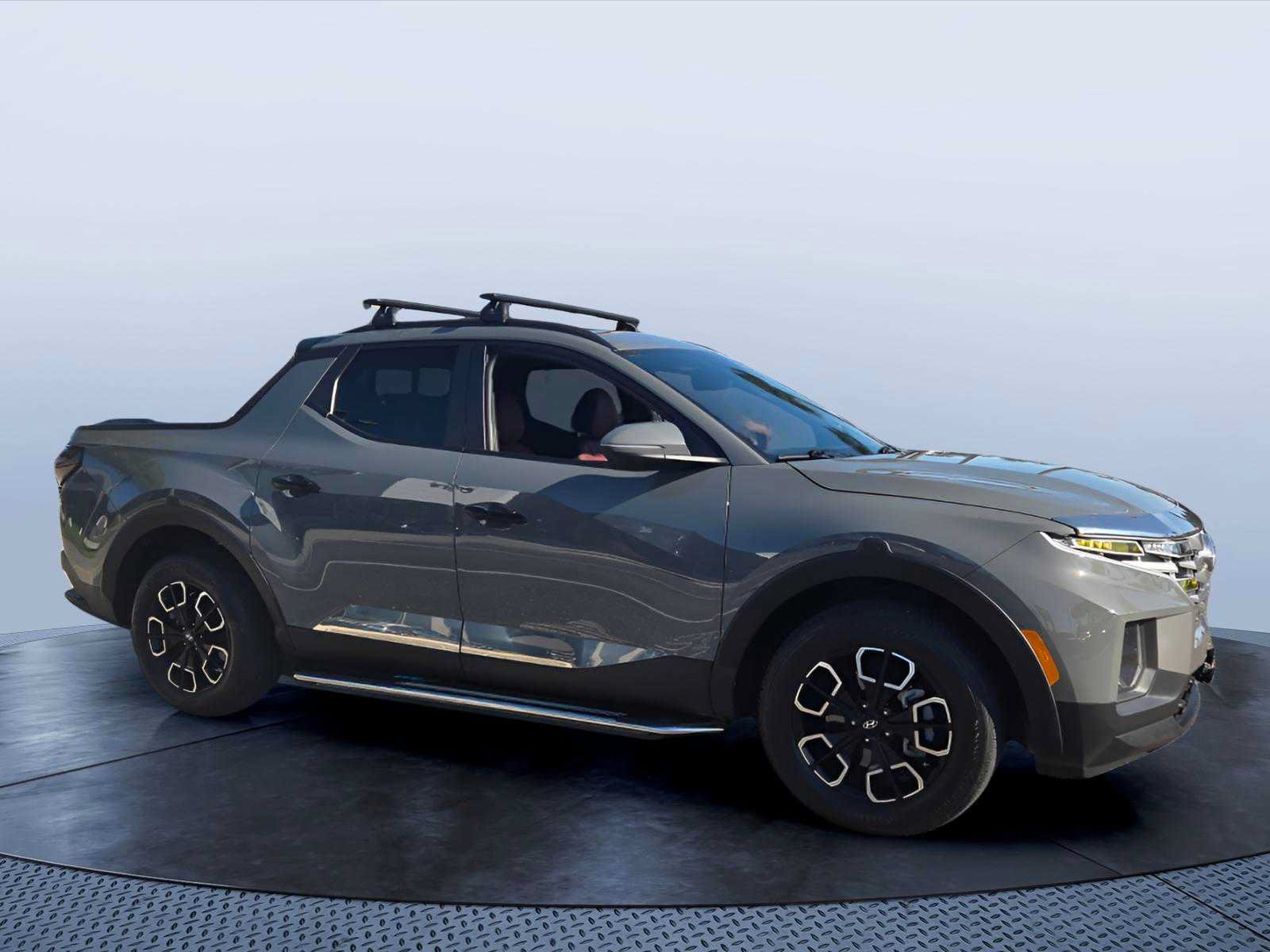 Used 2024 Hyundai Santa Cruz SEL w/ Activity Package FWD image 1