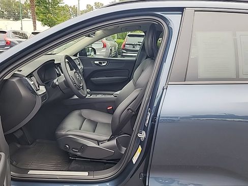 Used 2024 Volvo XC60 B5 Core w/ Protection Package Premier AWD/4WD image 8