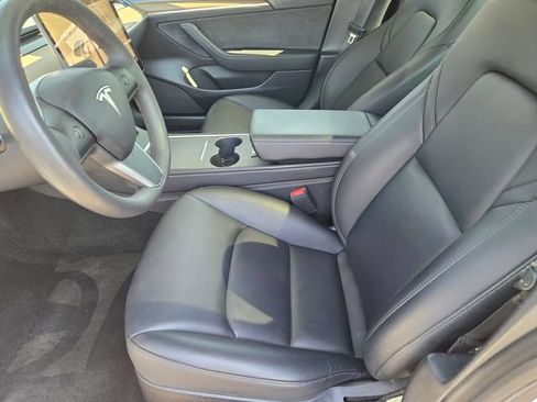 Used 2023 Tesla Model 3 Standard Range RWD image 17