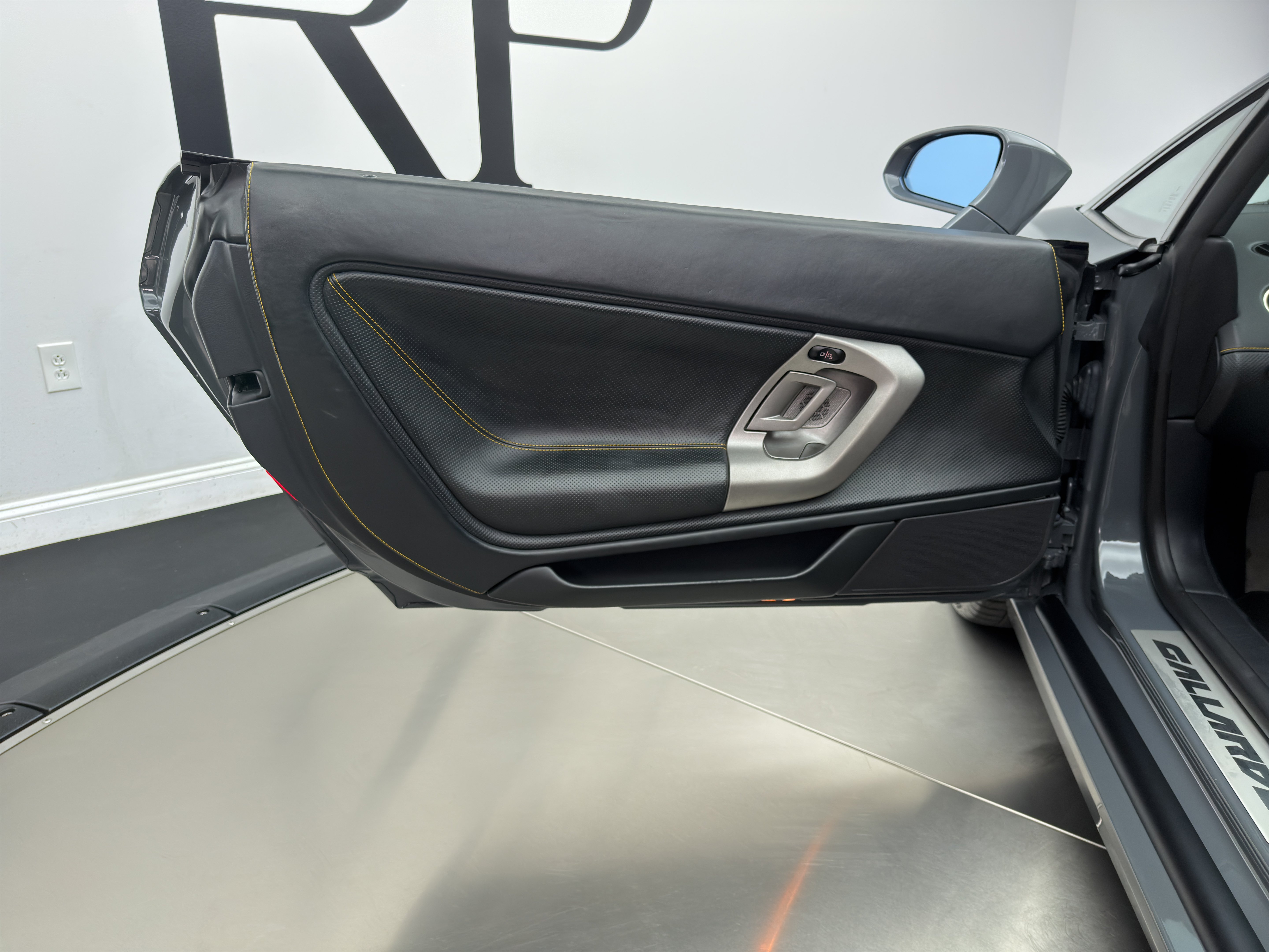 Used 2009 Lamborghini Gallardo LP 560-4 AWD/4WD image 14