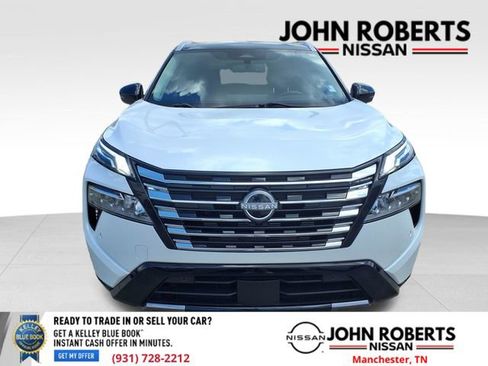 Used 2024 Nissan Rogue Platinum FWD image 13