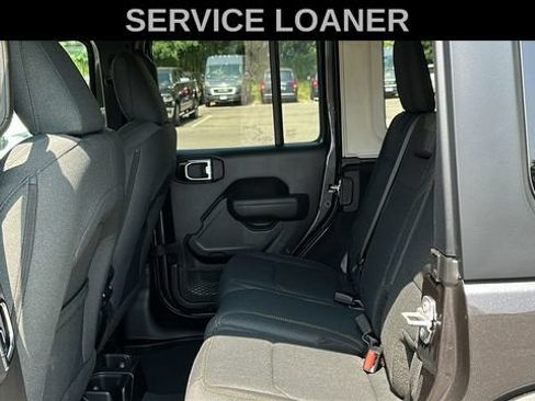 Used 2025 Jeep Wrangler Unlimited Sport AWD/4WD image 22