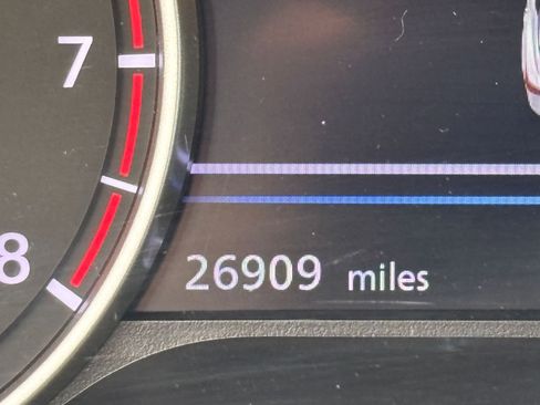 Used 2025 Nissan Sentra SV FWD image 27