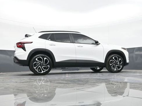 New 2026 Chevrolet Trax RS w/ Sunroof Package FWD image 42