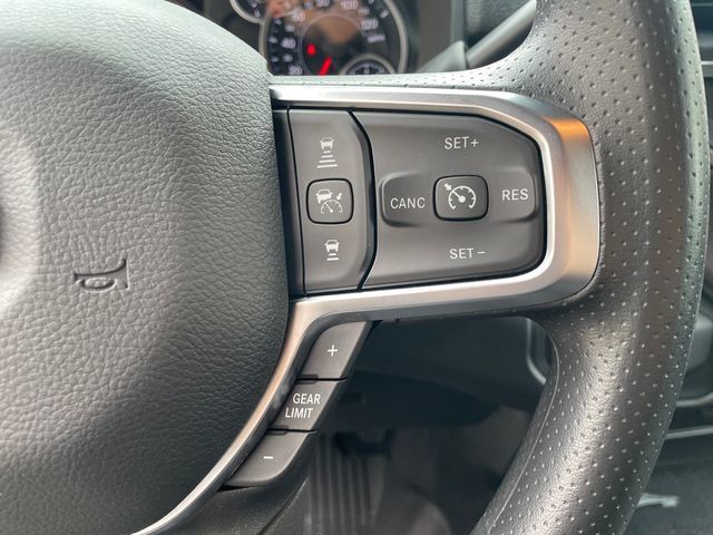 Used 2026 RAM 2500 Tradesman AWD/4WD image 31