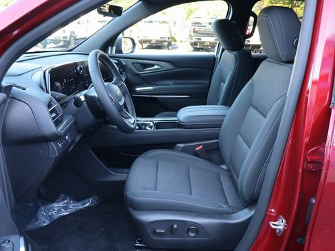 New 2026 Chevrolet Traverse LT w/ Driver Confidence Package image 5