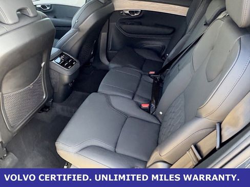 Certified 2025 Volvo XC90 B6 Plus image 31