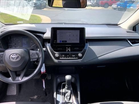 Used 2024 Toyota Corolla LE FWD image 10