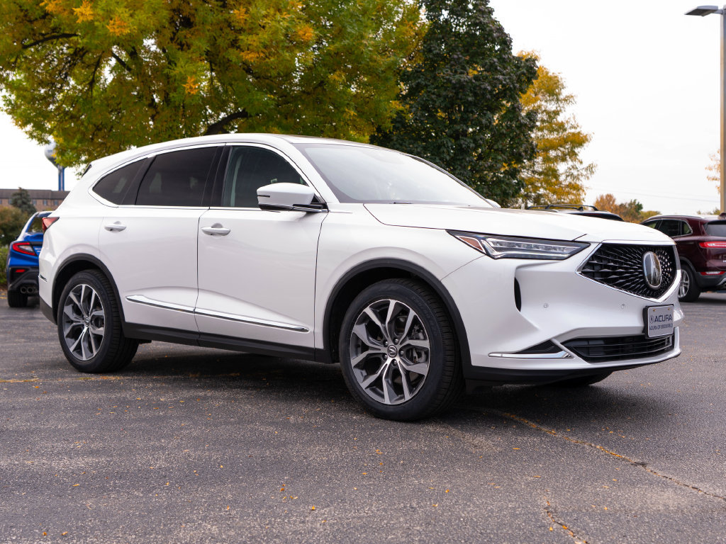 Certified 2024 Acura MDX w/ Technology Package AWD/4WD image 3