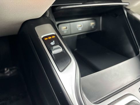 Used 2022 Kia Sorento S w/ Panoramic Sunroof Package image 31