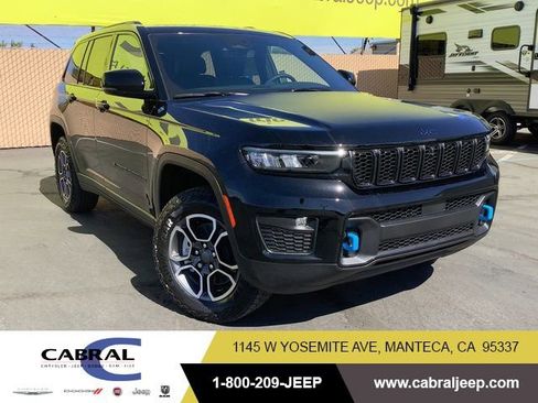 New 2024 Jeep Grand Cherokee Trailhawk image 1