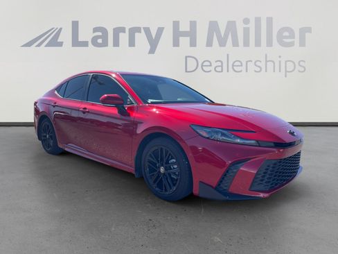 Used 2026 Toyota Camry SE w/ Convenience Package FWD image 7
