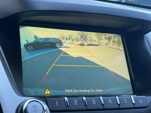 Used 2017 Chevrolet Equinox LT w/ Convenience Package FWD image 28