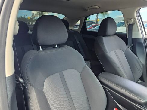 Used 2021 Kia K5 LXS FWD image 11