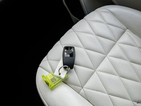 Used 2022 Mercedes-Benz Sprinter 2500 image 79