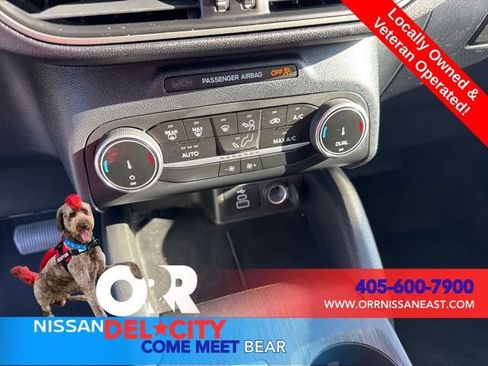 Used 2025 Ford Escape Active AWD/4WD image 23