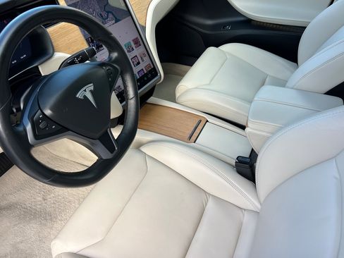 Used 2019 Tesla Model S 75D image 10