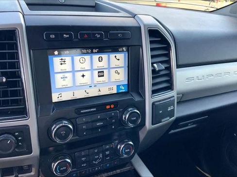 Used 2019 Ford F250 Lariat w/ Lariat Ultimate Package AWD/4WD image 34