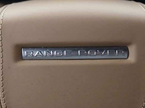 Used 2025 Land Rover Range Rover SE image 20
