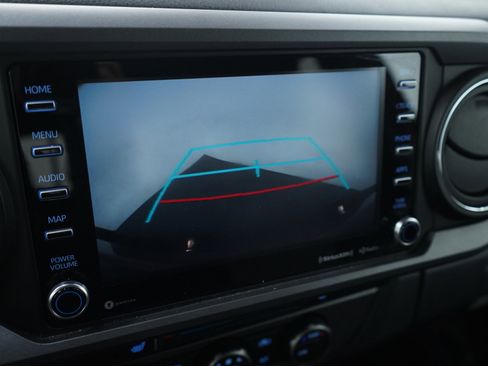 Used 2021 Toyota Tacoma TRD Sport image 27