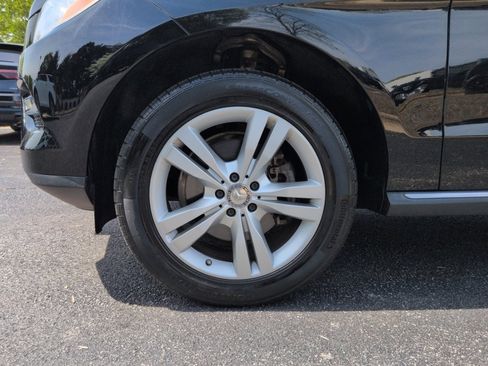 Used 2015 Mercedes-Benz ML 350 4MATIC image 27