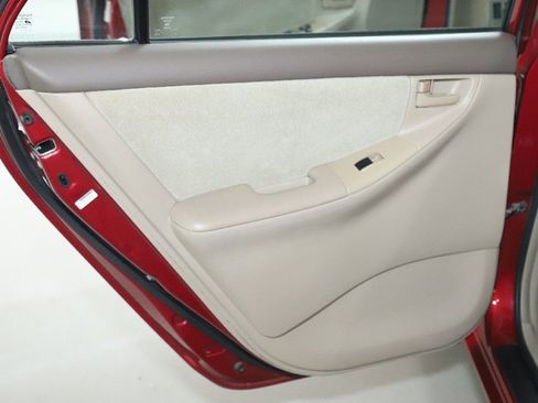 Used 2007 Toyota Corolla CE image 13