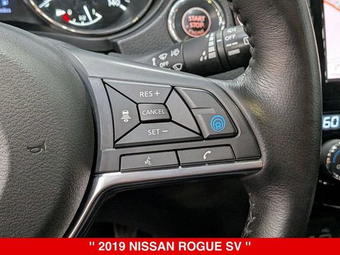Used 2019 Nissan Rogue SV w/ Sun & Sound Touring Package AWD/4WD image 18