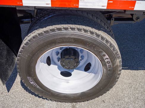 Used 2018 Ford F550 4x4 Crew Cab Super Duty image 13