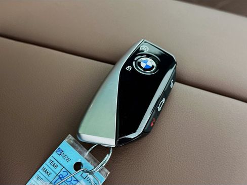 New 2027 BMW X7 xDrive40i AWD/4WD image 46