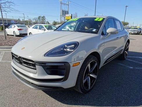 Used 2023 Porsche Macan S AWD/4WD image 8