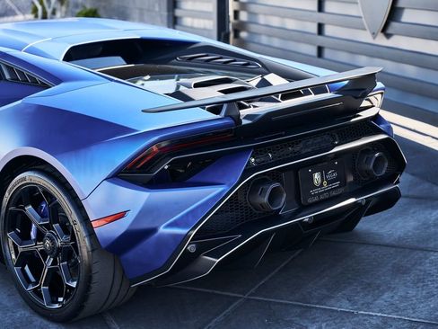 Used 2023 Lamborghini Huracan Tecnica RWD image 12