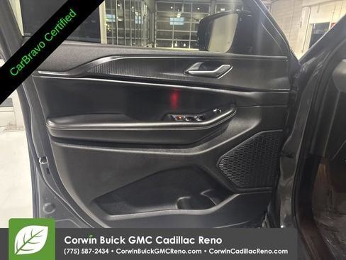 Used 2023 Jeep Grand Cherokee Altitude AWD/4WD image 14