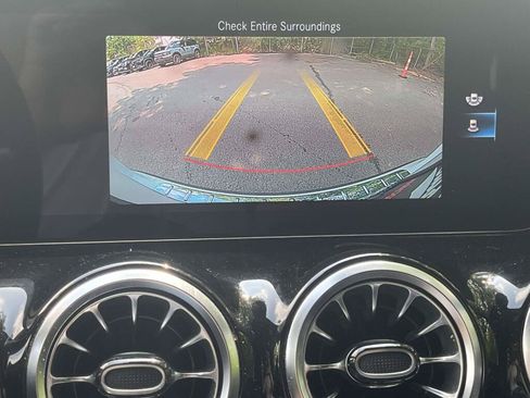 Used 2023 Mercedes-Benz GLA 250 4MATIC image 28